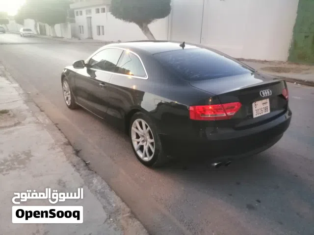 2010 أودي A5 Standard