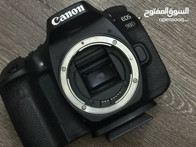 كاميرا كانون D90 استعمال خفيف