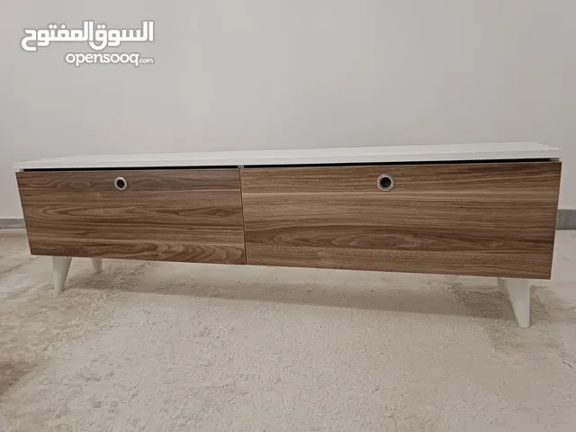 طاولة شاشة