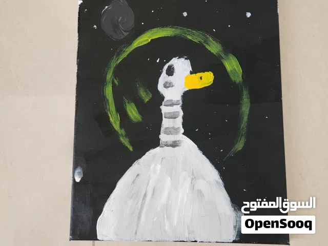 لوحة على شكل بطة في الفضاء