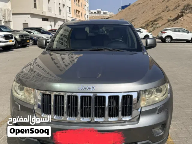 Urgent Sale Jeep Grand Cherooke 2013