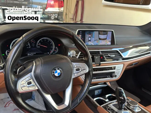 مركز الهالة الحمراء للسيارات الحديثة