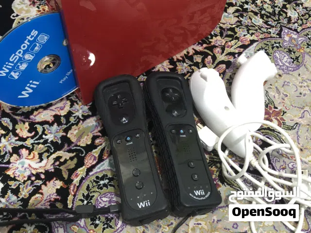 2 Nintendo wii and Nintendo dsi and 3Ds and ps2 خمس اجهزة للبيع  متوفر تبديل الاسعار بالوصف