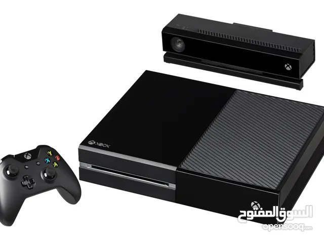 اكس بوكس ون مع عدد 2 يد تحكم