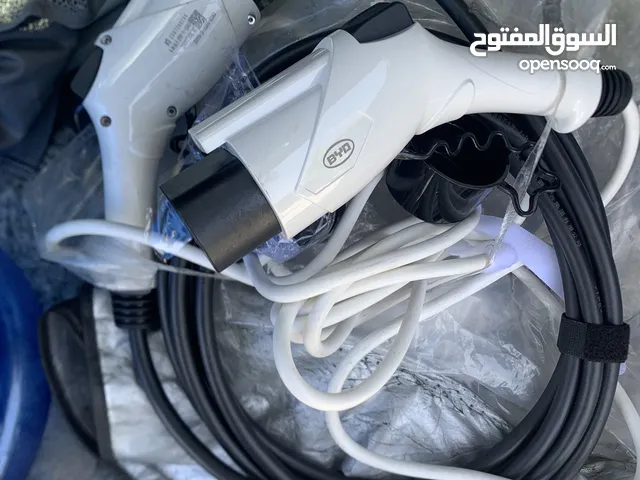 شاحن صيني جديد وأصلي للبيع