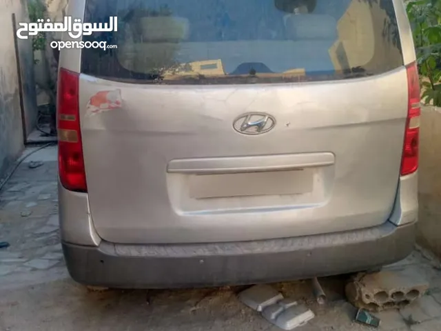 Used Hyundai H1 in Zarqa
