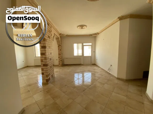 شقق أرضية للبيع في أجمل مواقع ضاحية الرشيد مساحات 150م & 170م مع تراسات و حدائق امكانية الأقساط