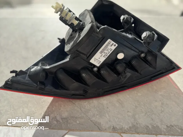 Feu arrière droite golf 7