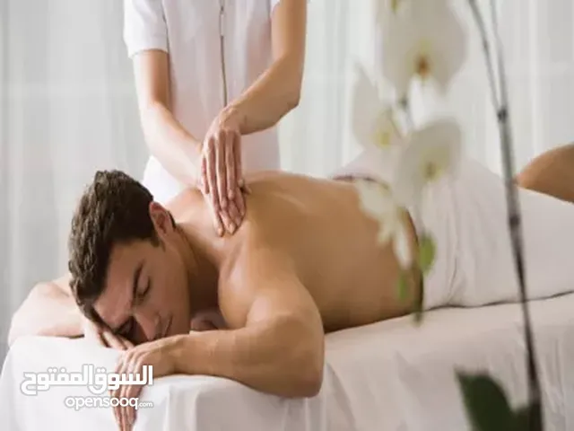 اخصائي علاج طبيعي ومساج استرخاىى وعلاجي للسيدات والرجال والتخلص من التوترات العصبية والعضليه