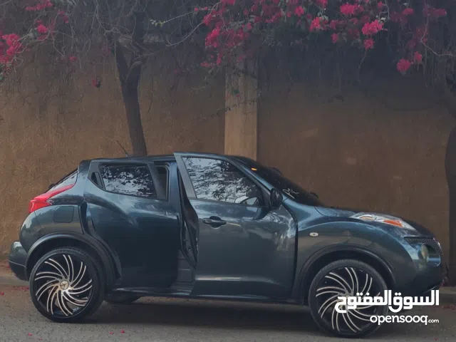 2014 نيسان جوك SL