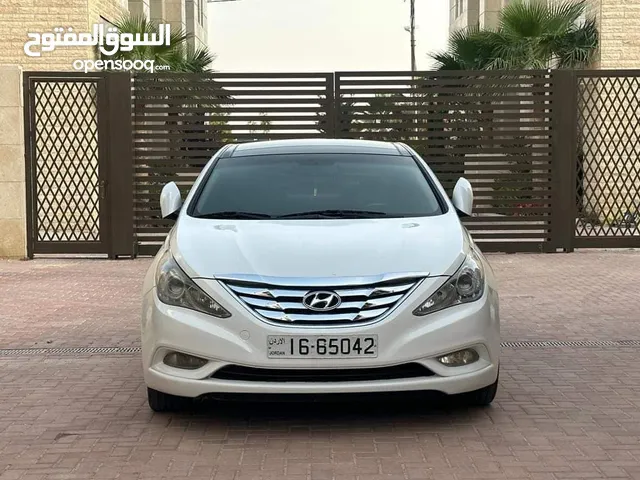 هونداي سوناتا بنزين اصلي بسعر مغري 
موديل 2012