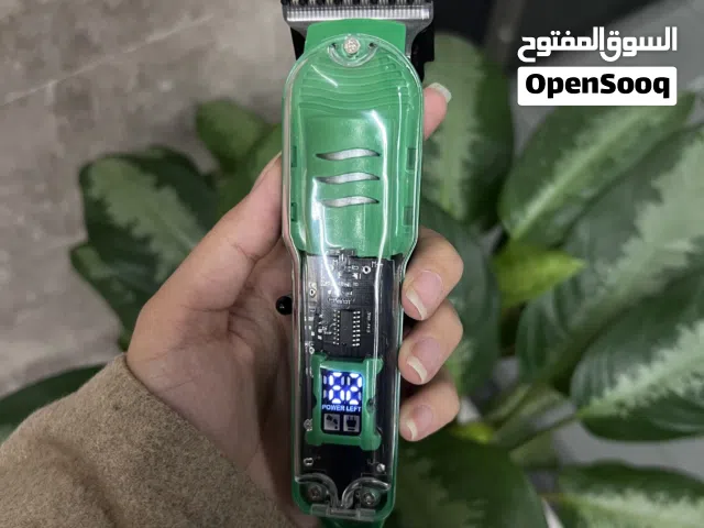 ماكينة حلاقة شفافة عندي كميات وتوصيل لكل المحافظات (اقروا الوصف)