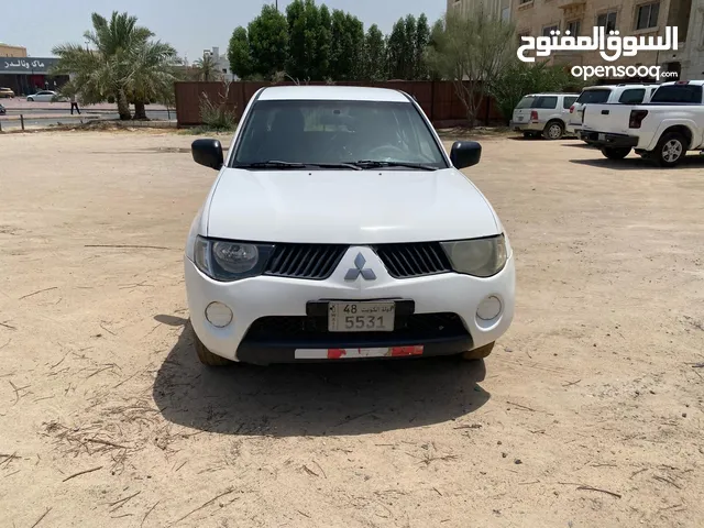 Used Mitsubishi L200 in Mubarak Al-Kabeer