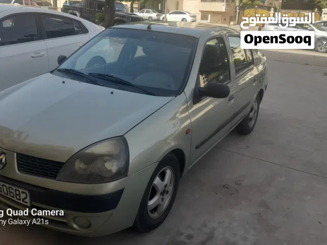 2003 Renault Clio Standard