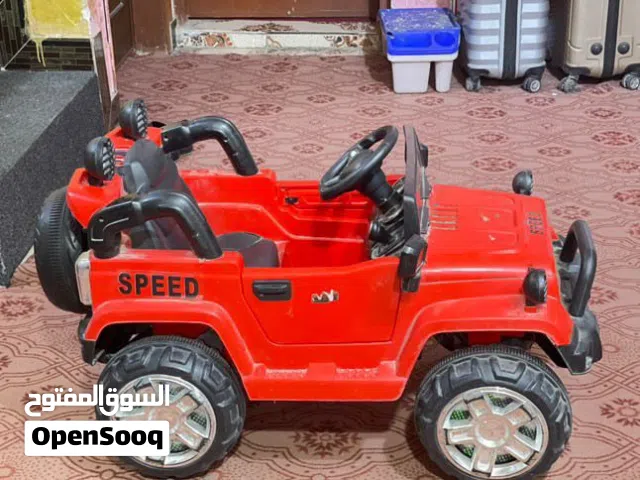 سيارة اطفال نوع jeep للبيع