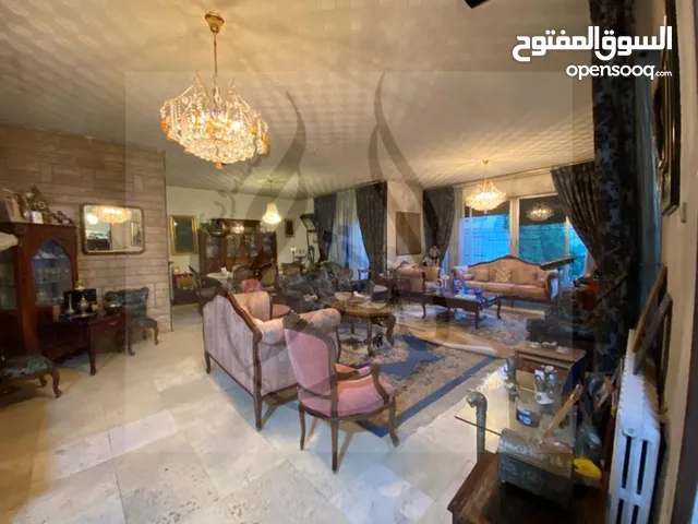 400 m2 More than 6 bedrooms Villa for Sale in Amman University Street