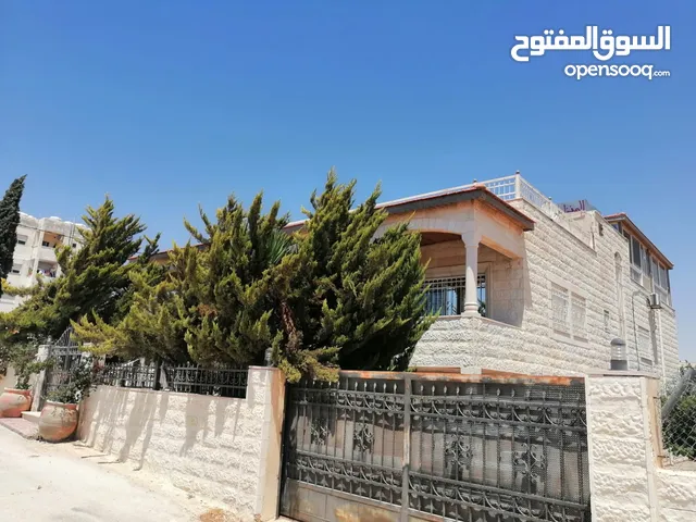 750 m2 More than 6 bedrooms Townhouse for Sale in Amman Um al Basateen