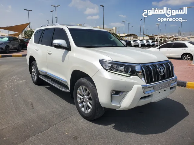 Toyota Prado 2018 in Sharjah