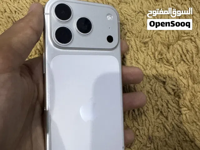 17 pro 256 فضي