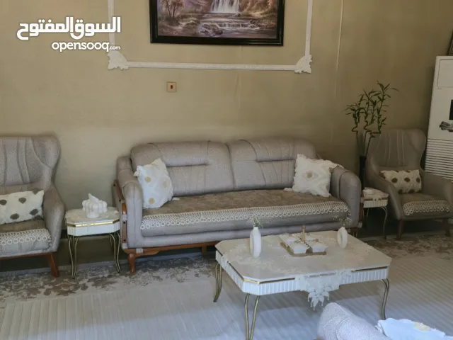 220 m2 5 Bedrooms Townhouse for Sale in Basra Al Amn Al Dakhile