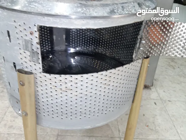 منقل حطب دائري الشكل مثل ما هو بالصوره يوضع عليه صاج القلي بشكل محكم وثابت