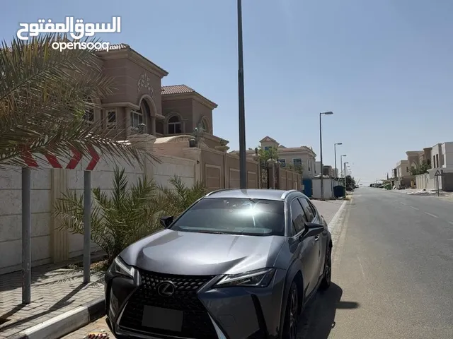 Lexus ux200 2021(American spec super clean ) women use 97000 km ( engine gear chassis guaranteed)