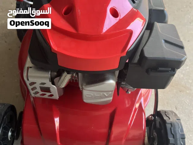 حصادة معشب مواصفات أمريكية  بقوة 5 حصان تبريد هواء تشتغل بالبنزين