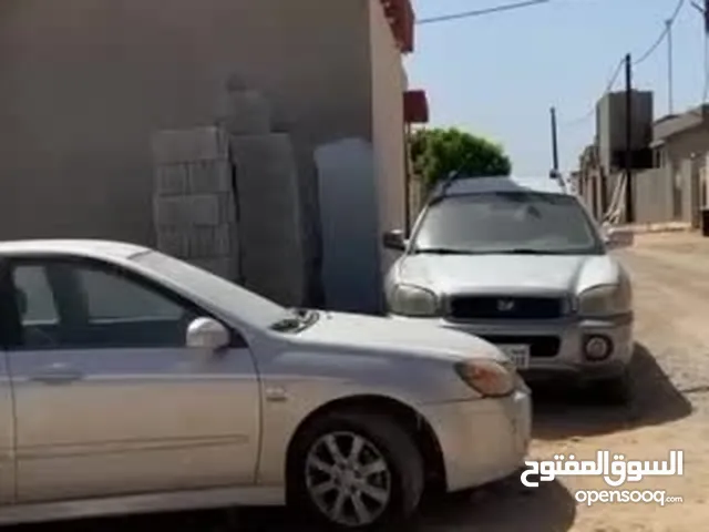 أرض سكنية في عين زارة