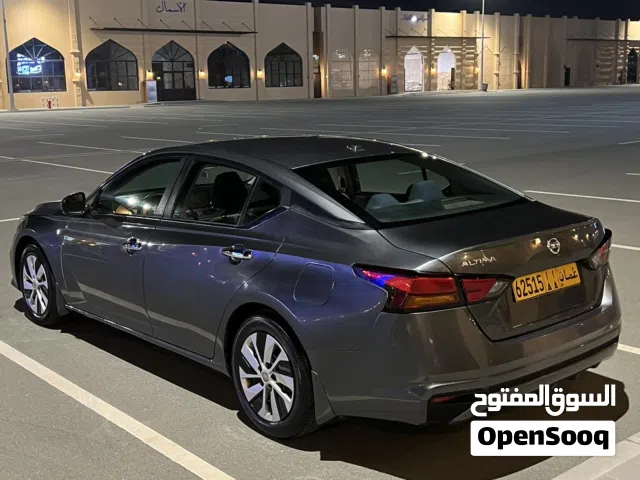 2019 نيسان التيما S