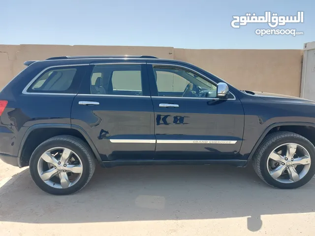 Used Jeep Grand Cherokee in Basra