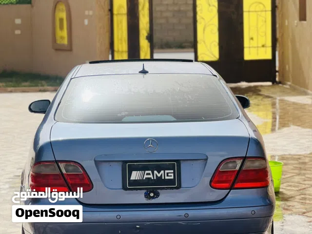 2002 مرسيدس بنز الفئة-CLK CLK 200