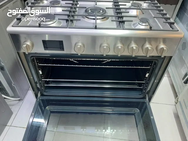 Bosch dual fuel top gas oven electric latest model great working neat and clean inside and out.