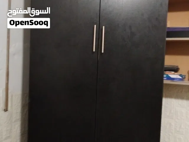 خزانة درفتين خشب لاتيه
