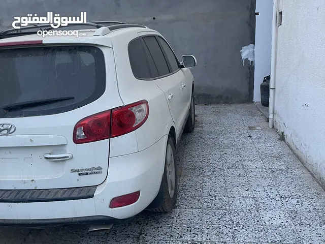 Used Hyundai Santa Fe in Tripoli