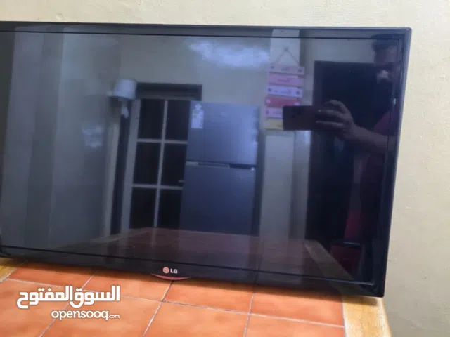 30 inch LG led Tv