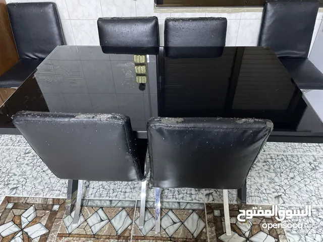 طاولة سفرة بشكل رائع ما بتلاقي زيه
