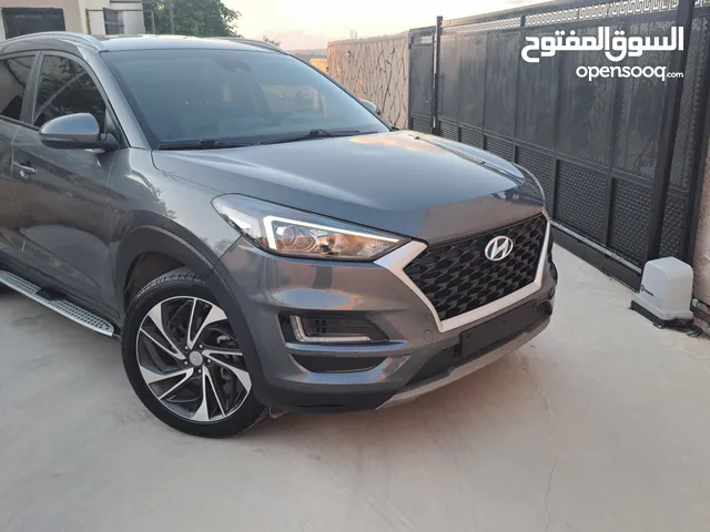 هونداي توسان ديزل 2019 فل فل بدون فتحه يد اوولا بحالة ممتازه ككاش فقط سعر مغري عالكاش