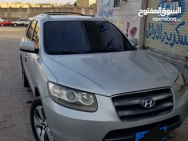 Used Hyundai Santa Fe in Sana'a