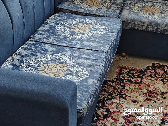 كنب لون كحلي لغرفة الجلوس مستعمل