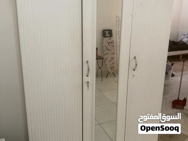 كابينت للبيع