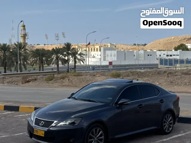 Used Lexus IS in Al Dakhiliya