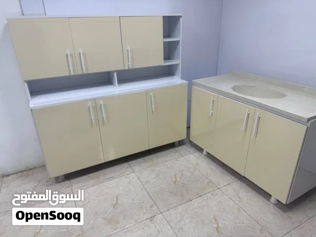 كاونتر خشب قياس متر ونص ارضي وملحق مع سنك متر و 20مرمر الامنيوم