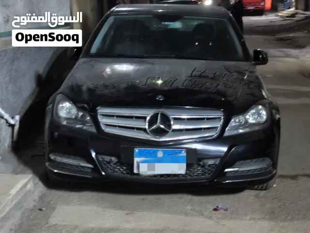 2013 مرسيدس بنز الفئة-C C 180