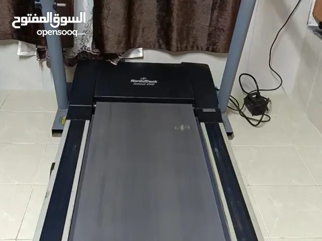 ماكينة مشي شبه مستعمل