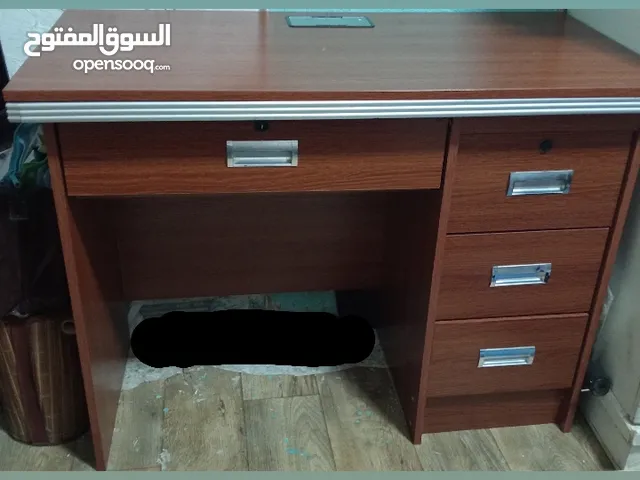 طاوله مكتبيه office table