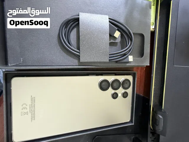 موبايل نظيف جداً استعمال 3 اشهر بعده بالضمان +ضمان الشاشة