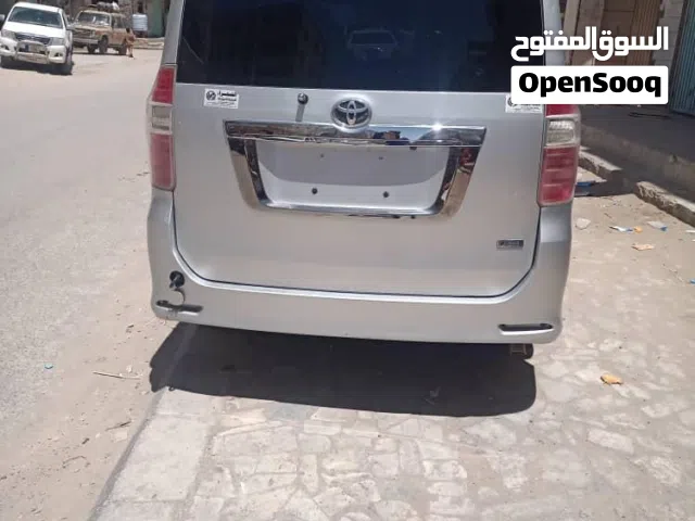 2010 تويوتا فوكسي Noah S-Z