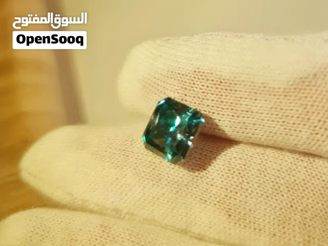 حجر الماس صناعي للبيع