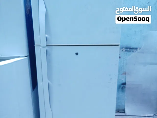 متوفر ثلاجه حجم متوسط ثلاجه ونسا 18 قدم بحاله ممتازه استخدام معا التوصل التشغيل والكفاله تبريد وتجمي