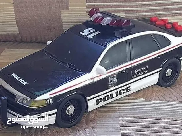 لعبة امريكية على شكل سيارة شرطة
